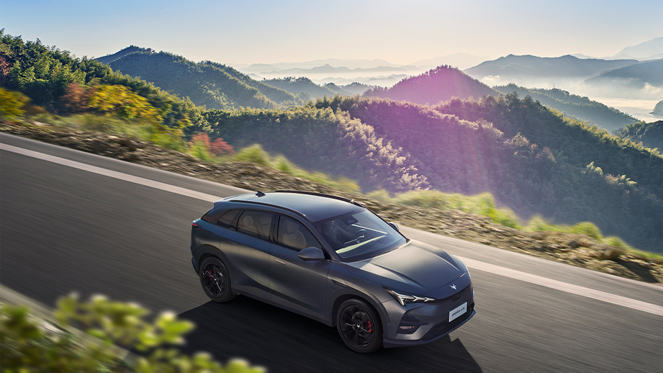 行業(yè)首批 北汽入圍智能網(wǎng)聯(lián)汽車(chē)準(zhǔn)入和上路通行試點(diǎn)聯(lián)合體